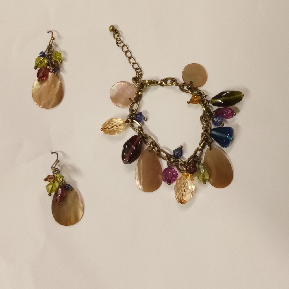 Cha cha  Art Glass, Pearl Shell Teardrops Disc Dangling Bracelet & Earrings S